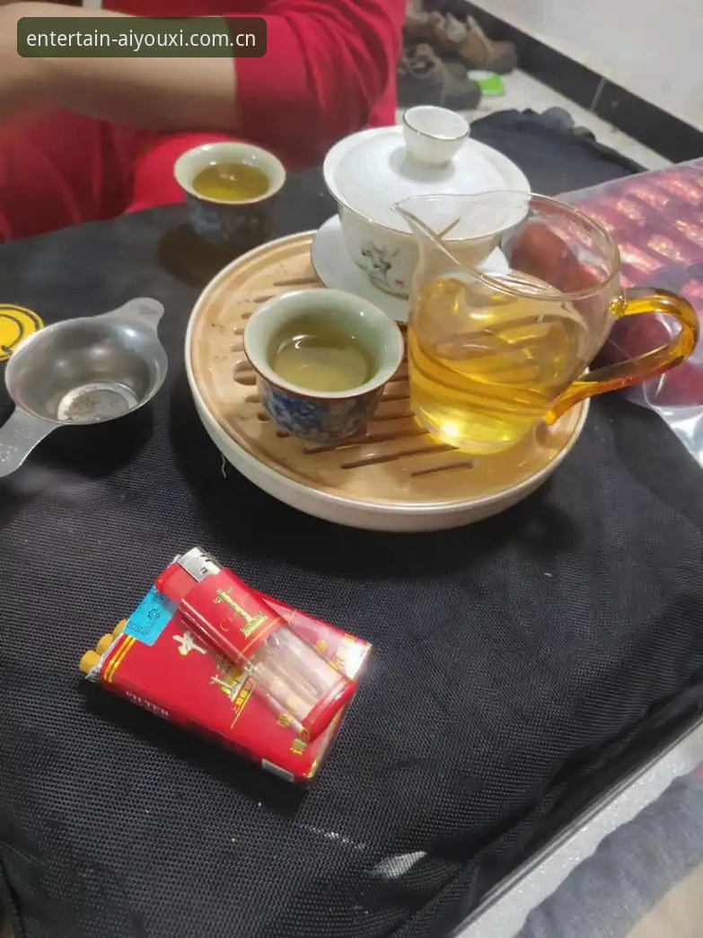 中文官方主页安卓最新版下载最新版 一个中年男人的下午茶